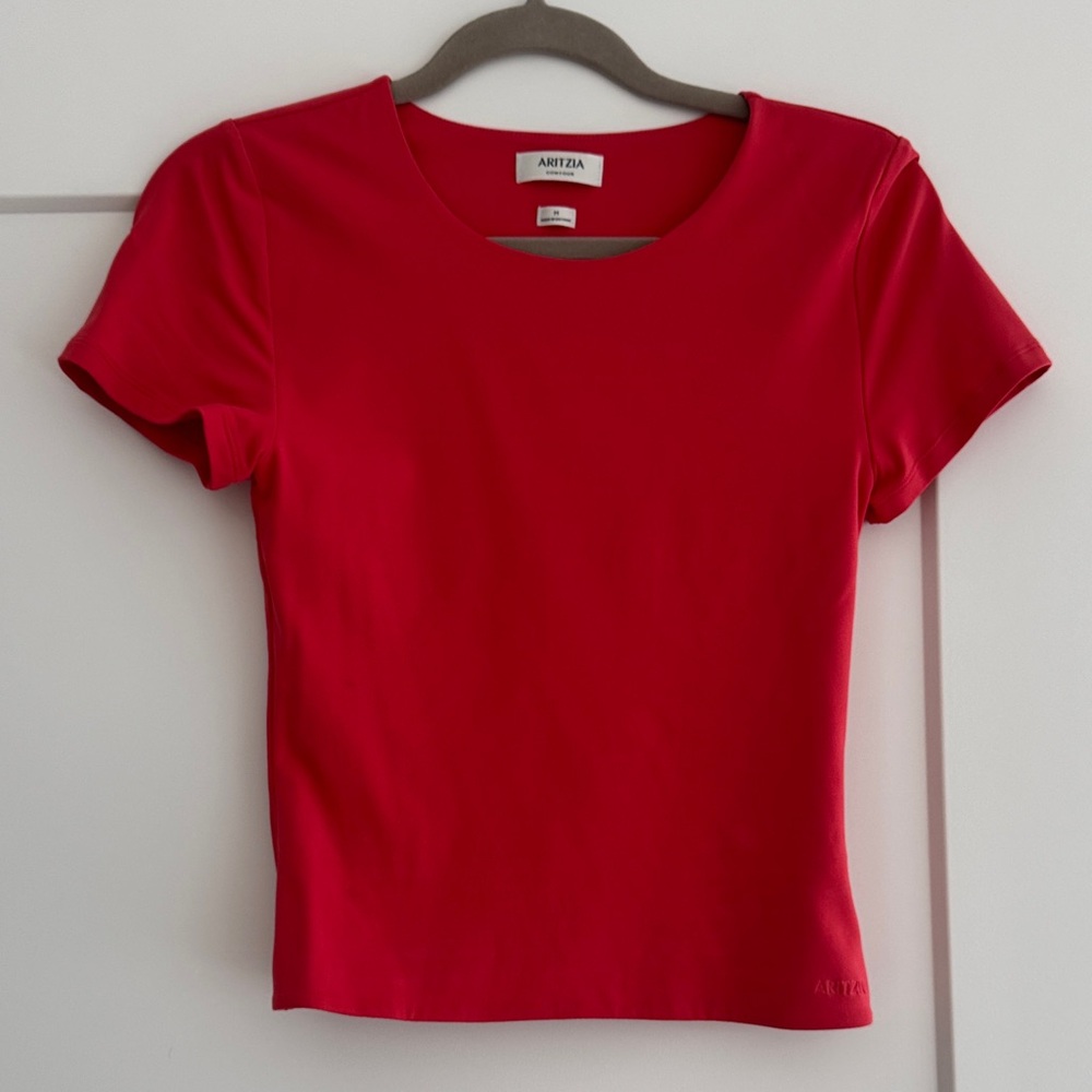 Aritzia bodycon Bold Red Short Sleeve Tee